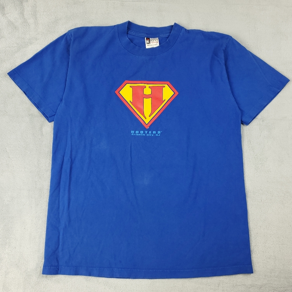 Vintage Hooters T Shirt Size Large Atlantic City NJ Superman Logo Graphic 90s